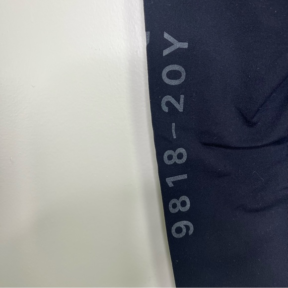 LuLuLemon Wunder Under Hi Rise 7/8 Tight 20 Year Collection Black Leggings - Picture 4 of 5